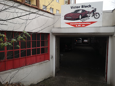 Victor Bloch