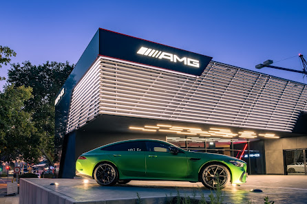 Mercedes-Benz LUEG Essen