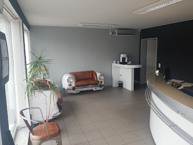 Karosserie- und Lackierzentrum Riemer & Ginaldi GmbH