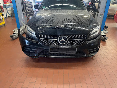 Karosseriewerk BMZ Meisterbetrieb, Brahim Zhou, KFZ-Service
