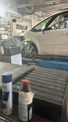 Auto Rezaeian