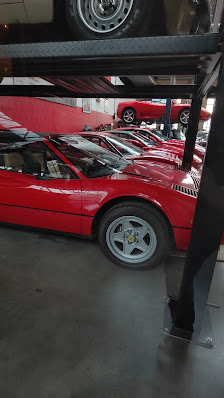 Official Ferrari Dealer - Riller & Schnauck GmbH