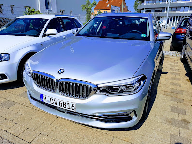 Autohaus Knaller GmbH & Co. KG