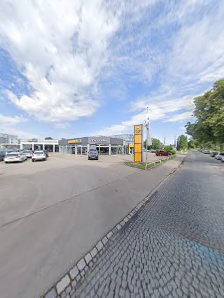 Freie Tankstelle im Autohaus Brunnhuber
