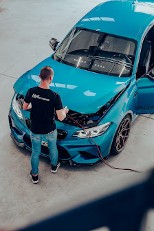 Aux Performance