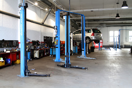 AUTOSALON ÖZKAN + Hobbywerkstatt