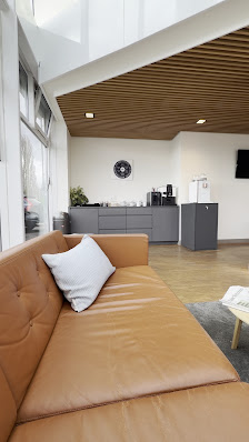 B & E Autocentrum GmbH
