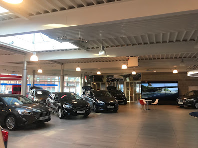 Paulsen & Thoms GmbH Fordstore und Ford Transit Center