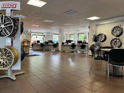Pneuhage Reifen und Autoservice