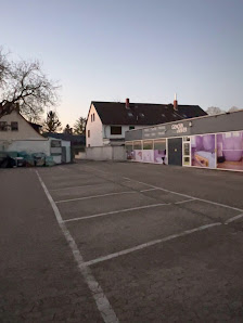 Autohaus Decker GmbH & Co KG