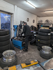 AKS Auto-Komplett-Service GmbH