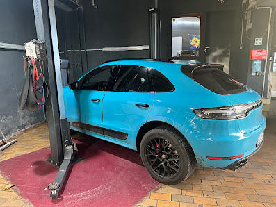 Pitlane Kfz-Meisterwerkstatt Nöther