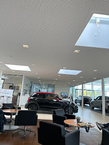 Arcus Automotive GmbH Zweigniederlassung BMW und MINI KRUFT