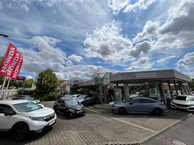 AUTOHAUS HEUNSCH GMBH