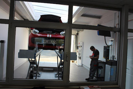 Autohaus Keller GmbH & Co. KG