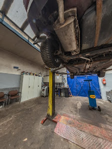 Horst Hinze Karosseriewerkstatt und Kfz-Handel - Mönchengladbach