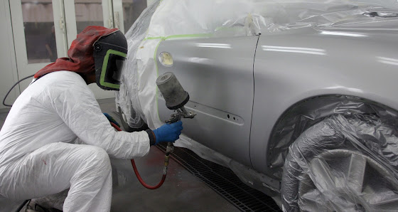 LACK & BLECH Autolackiererei und Unfallschaden - Reparaturwerkstatt