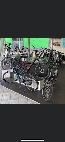 Reifen Sackmann GmbH/Radhaus Sackmann/ point S Reifen, Räder, Auto Service