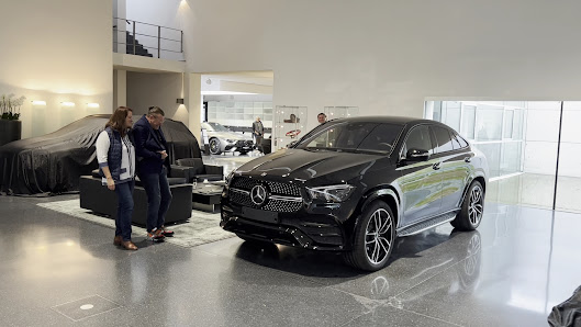 Mercedes-Benz Center of Excellence