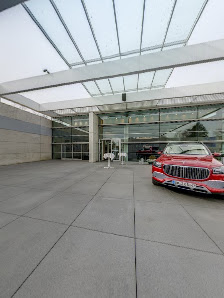 Mercedes-Benz Center of Excellence