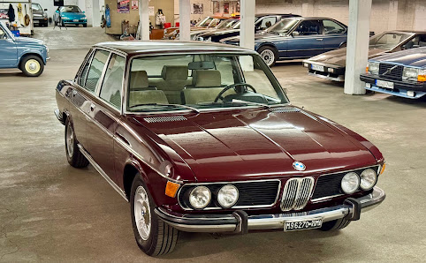 GARAGE 11