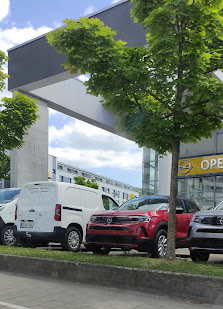 DECHENT Autohausgruppe Opel | Hyundai | Saab-Service Heidelberg