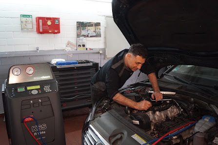 MD Autoservice, KFZ-Meisterbetrieb und Karosserieinstandsetzung, Autohaus