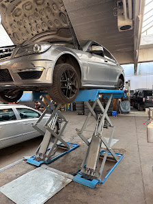 Kfz Mietwerkstatt Pforzheim Schramm & Klinkmüller