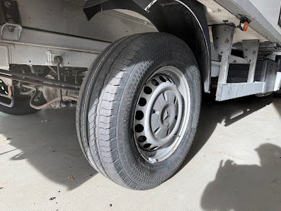Pneuhage Reifen und Autoservice