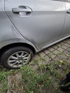 Car Werkstatt Meisterbetrieb - Autoglanz Fahrzeugreinigung / Unfallgutachter