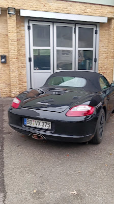 Dunkel Porsche Service