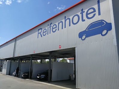 Autowäsche - Auto-Service-Center Staneker GmbH