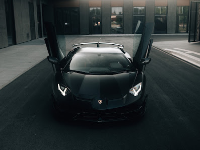LB Supercars