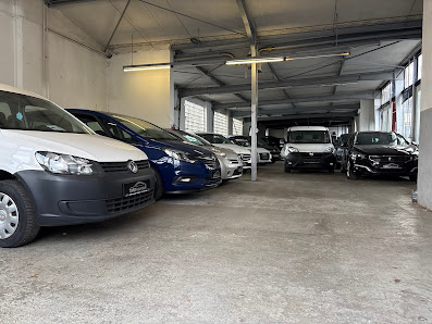Carz Automobile