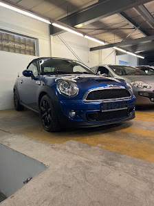 Carz Automobile