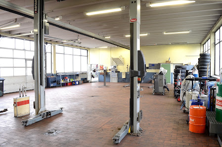 Autohaus Wohnhaas