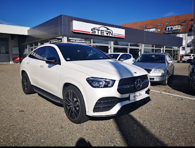 Stern Automobile