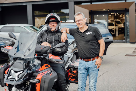 DIE AUTOHAUS FAHRSCHULE, direkt im ahg Autohaus Horb
