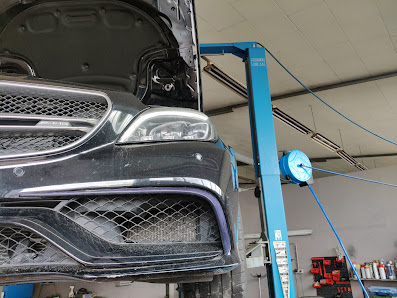 Auto Service S&A