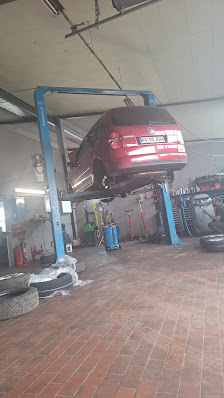 Auto Service S&A