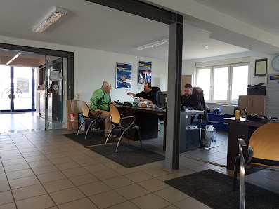 Premio Reifen und Autoservice & AGS Autoglas Spezialist
