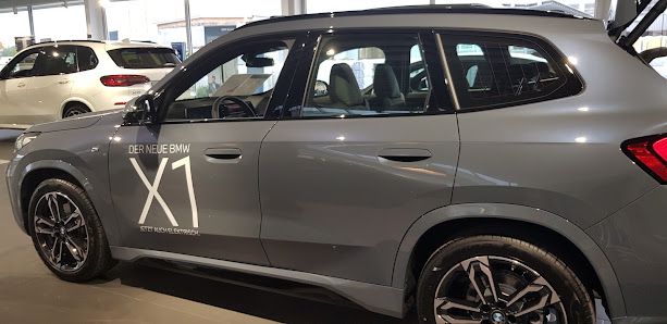ahg Autohandelsgesellschaft mbH, BMW/ Land Rover - Jaguar Servicepartner