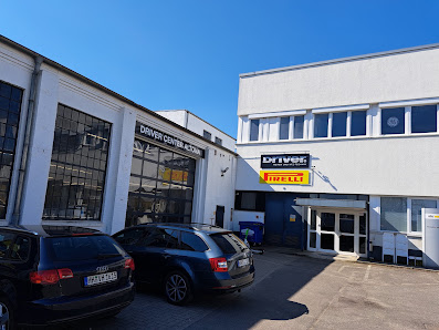 Driver Center Hamburg-Altona - Driver Reifen und KFZ-Technik GmbH