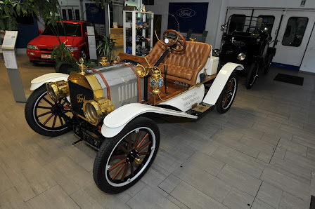 Ford Autohaus Lott GmbH & Co. KG | KFZ Service von A-Z