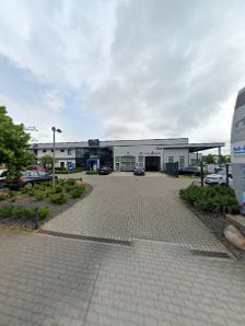 M-COLOR Karosserie Lackiererei GmbH - Tesla Approved Body Shop