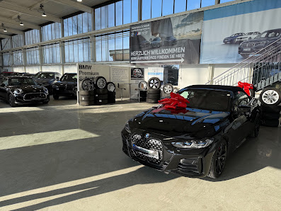 BMW & MINI Autohaus Michael Schmidt Germering
