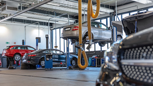 Kölbl-Automobile GmbH Mercedes-Benz & Smart Autohaus Unterschleißheim