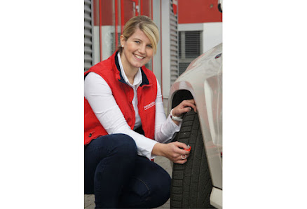Driver Center Hamburg-Stellingen - Driver Reifen und KFZ-Technik GmbH