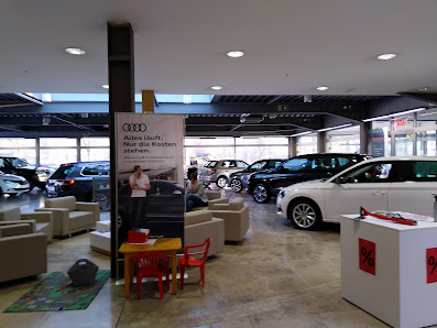 Automobilecenter Schmid Gmbh Servicepartner für Audi, VW, VW-NFZ, Skoda, Seat, Toyota