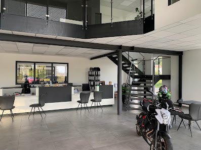 Car & Bike Service Zeiler